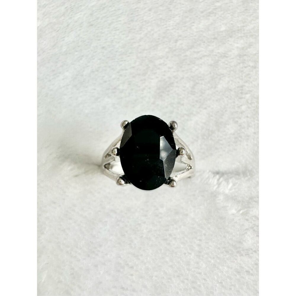 Black rhinestone ring size 10 